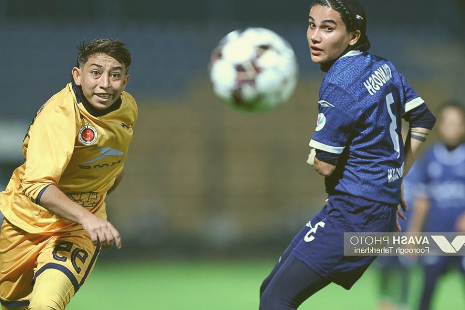荷甲战报：费耶诺德 5-0 乌得勒支